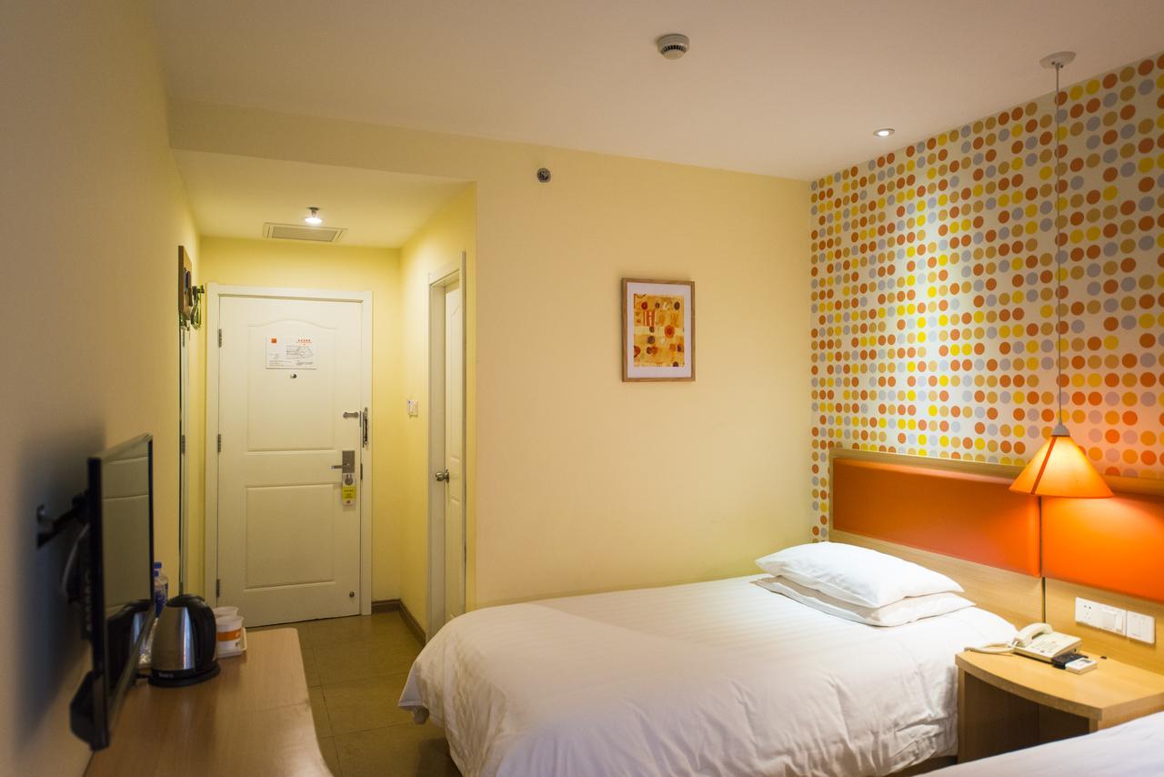 Home Inn Chengdu Kuanzhai Alley New City Square Exterior photo